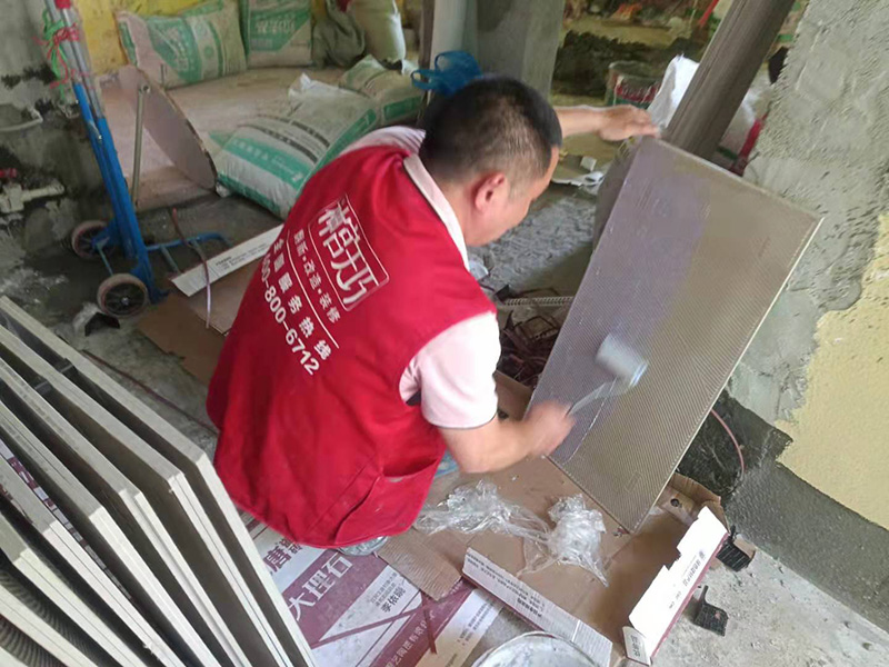 廚房整體翻新的全過(guò)程,用了十多年的廚房還舍不得裝嗎(圖2) 廚房整體翻新的全過(guò)程,用了十多年的廚房還舍不得裝嗎(圖2)