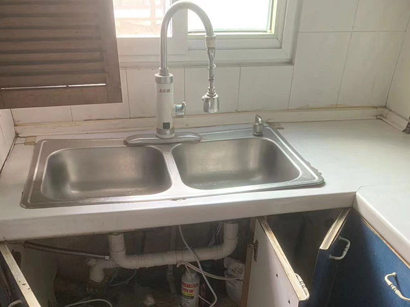 神宮天巧告訴你一個(gè)裝修知識(shí):精裝房廚房可以不全拆改造了(圖2) 神宮天巧告訴你一個(gè)裝修知識(shí):精裝房廚房可以不全拆改造了(圖2)