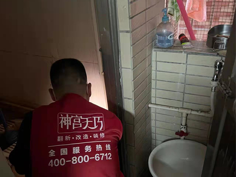 淋浴房隔斷有什么新材料嗎？浴簾、玻璃淋浴房哪個(gè)好用(圖1)