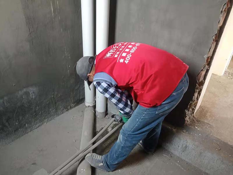 精裝房翻新衛(wèi)生間可以局部拆改嗎？拆除墻地磚要注意什么(圖3)