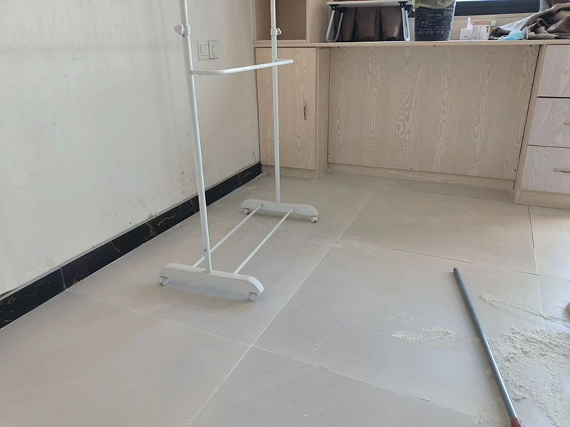 毛坯房地面裝修用什么材料好？地板磚怎樣裝飾更省錢？(圖2)