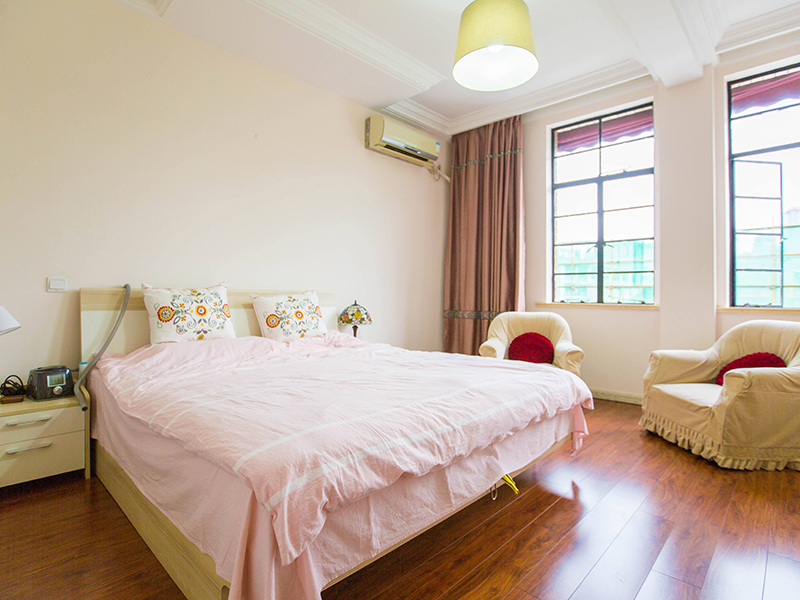 寧波臥室安裝什么燈好？寧波臥室安裝風(fēng)扇燈好不好？(圖4)