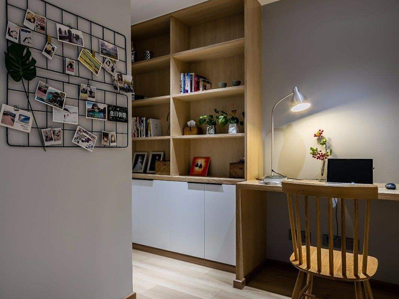 誰(shuí)說(shuō)書房只能閱讀寫作了？這樣的書房裝修風(fēng)格您見過(guò)嗎？(圖2)