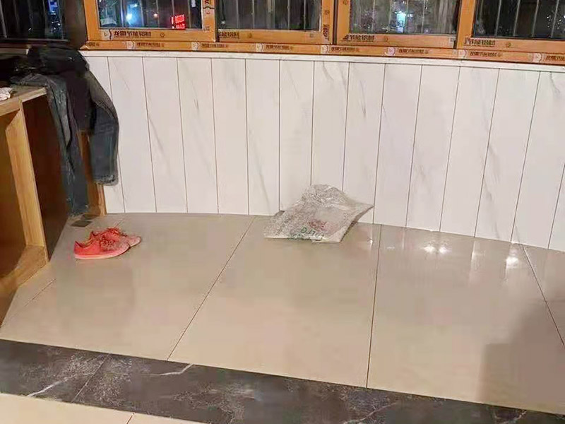 家庭地面用什么材質(zhì)便宜實(shí)惠？家庭地面瓷磚怎么選？(圖4)