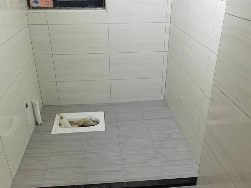 二手房衛(wèi)生間不砸瓷磚翻新(圖3) 二手房衛(wèi)生間不砸瓷磚翻新(圖3)