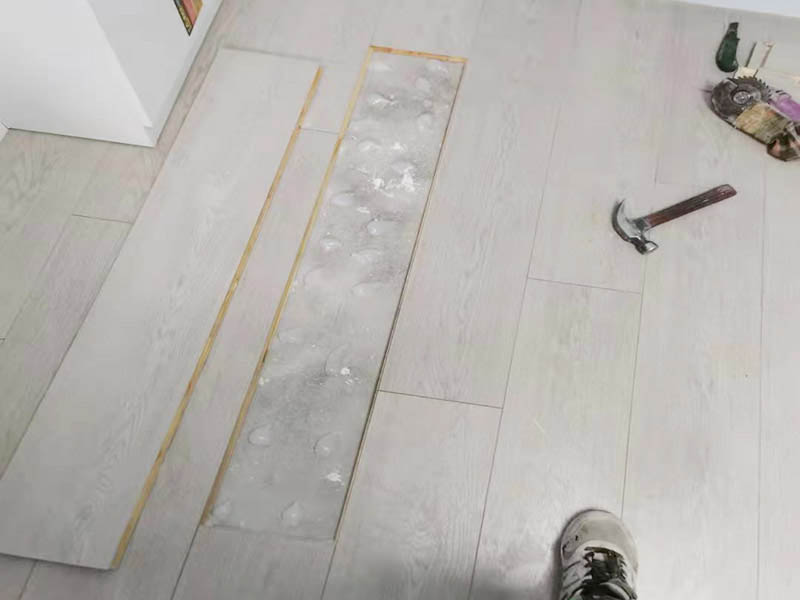 舊房翻新地面瓷磚怎么處理(圖1) 舊房翻新地面瓷磚怎么處理(圖1)