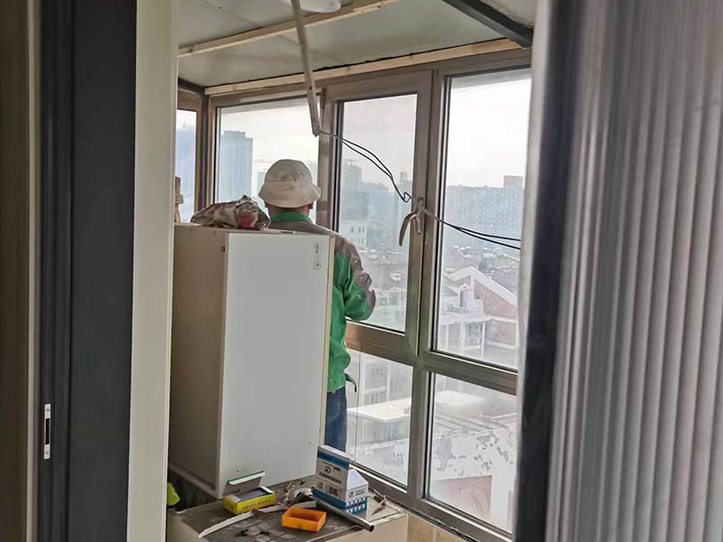 陽臺(tái)裝修到底要不要做吊頂，哪些可以選擇？(圖1)