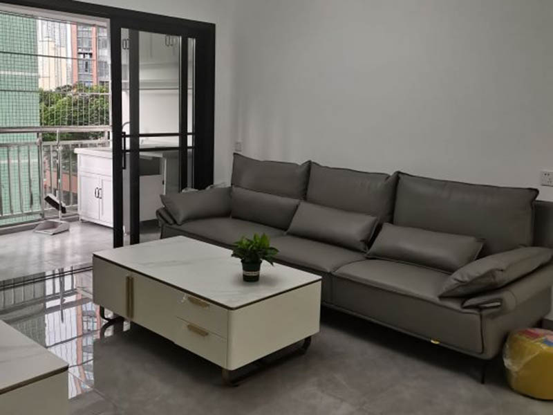 客廳通陽(yáng)臺(tái)的門(mén)要貼瓷磚嗎(圖2) 客廳通陽(yáng)臺(tái)的門(mén)要貼瓷磚嗎(圖2)