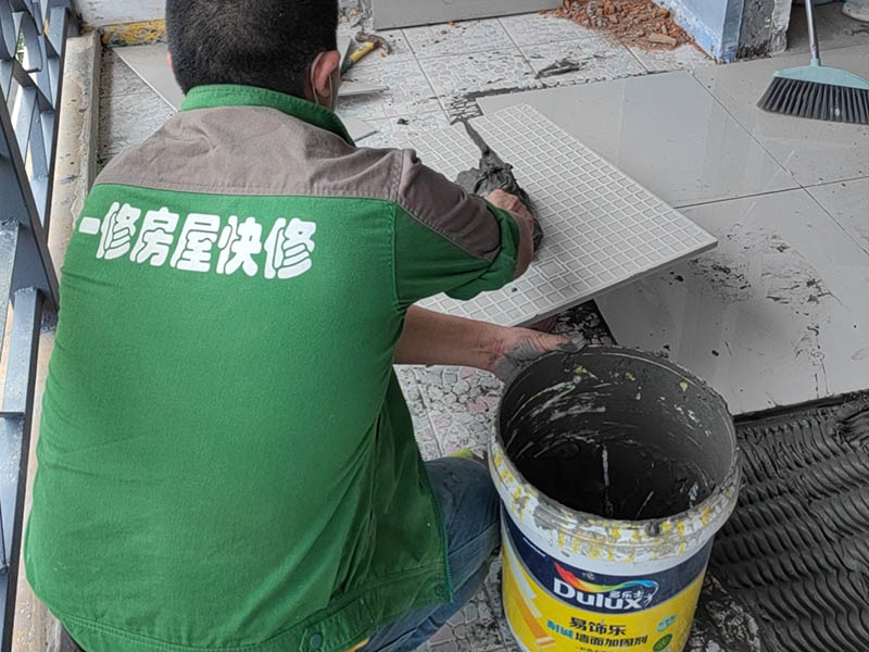 對于廚房裝修，應(yīng)該選擇哪種瓷磚比較好(圖3)