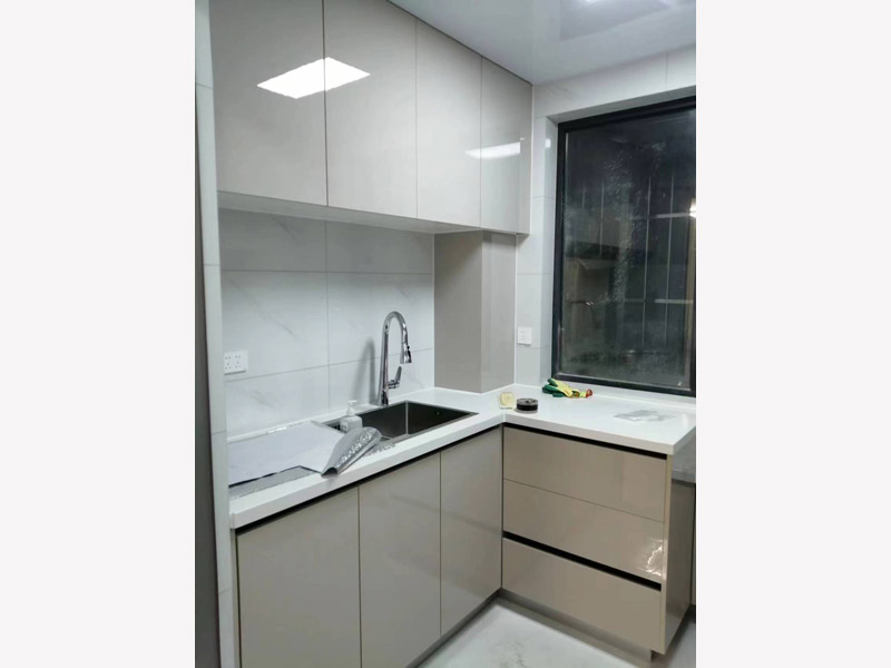 廚房臺面下掛好還是不下掛好(圖2) 廚房臺面下掛好還是不下掛好(圖2)