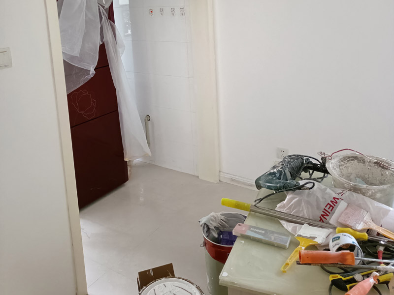 舊墻面發(fā)霉直接刷油漆可以嗎(圖2) 舊墻面發(fā)霉直接刷油漆可以嗎(圖2)