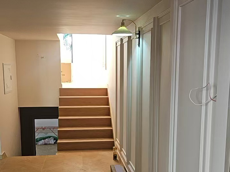 天花板吊頂裂紋會(huì)不會(huì)塌下來(lái)(圖2) 天花板吊頂裂紋會(huì)不會(huì)塌下來(lái)(圖2)