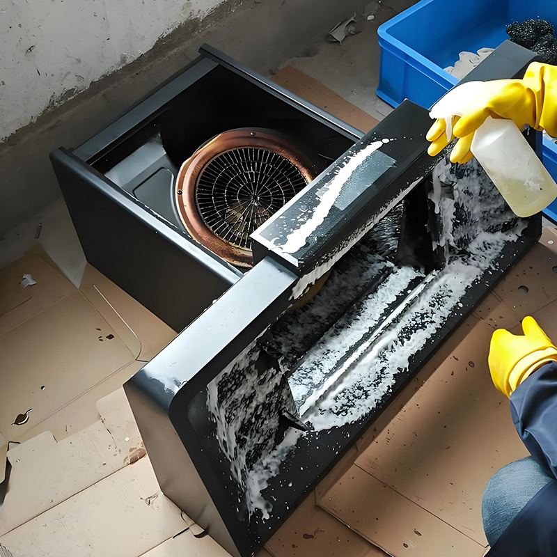 清洗油煙機(jī)師傅為什么洗的那么干凈(圖1) 清洗油煙機(jī)師傅為什么洗的那么干凈(圖1)