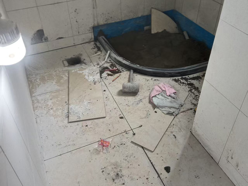 衛(wèi)生間墻角潮濕發(fā)霉？根源分析與3種長效解決方案(圖2)