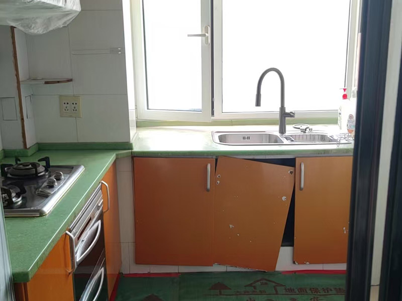 二手房局部改造避坑指南:90%業(yè)主踩過(guò)的5個(gè)雷區(qū)(圖3) 二手房局部改造避坑指南:90%業(yè)主踩過(guò)的5個(gè)雷區(qū)(圖3)