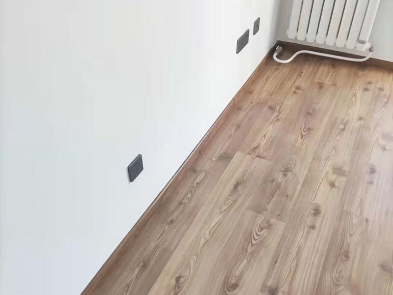 北京地面安裝地板坡度大怎么解決(圖3) 北京地面安裝地板坡度大怎么解決(圖3)