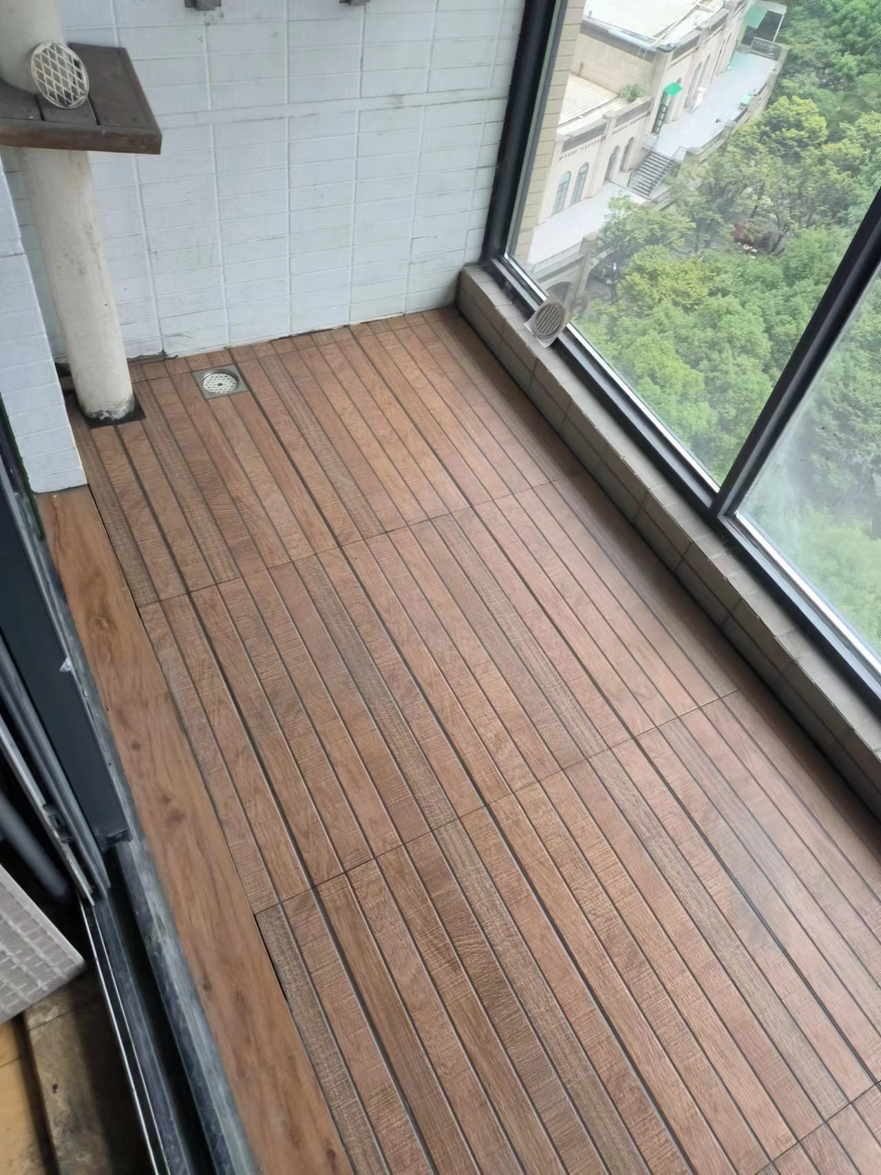 北京地面安裝地板坡度大怎么解決(圖4) 北京地面安裝地板坡度大怎么解決(圖4)